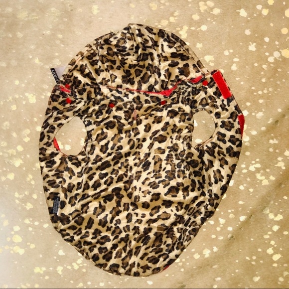 ZACK & Zoey Red/Leopard reversible dog Puffer Vest - Picture 6 of 6